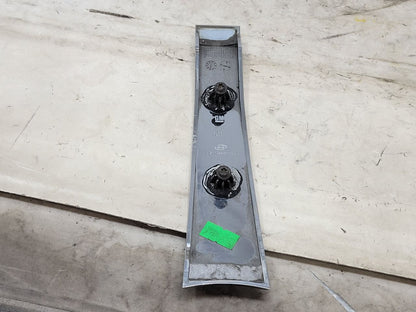 2020 ESCALAESV INSERT W/SCREWS GOOD CONDITION 32086 - image 9