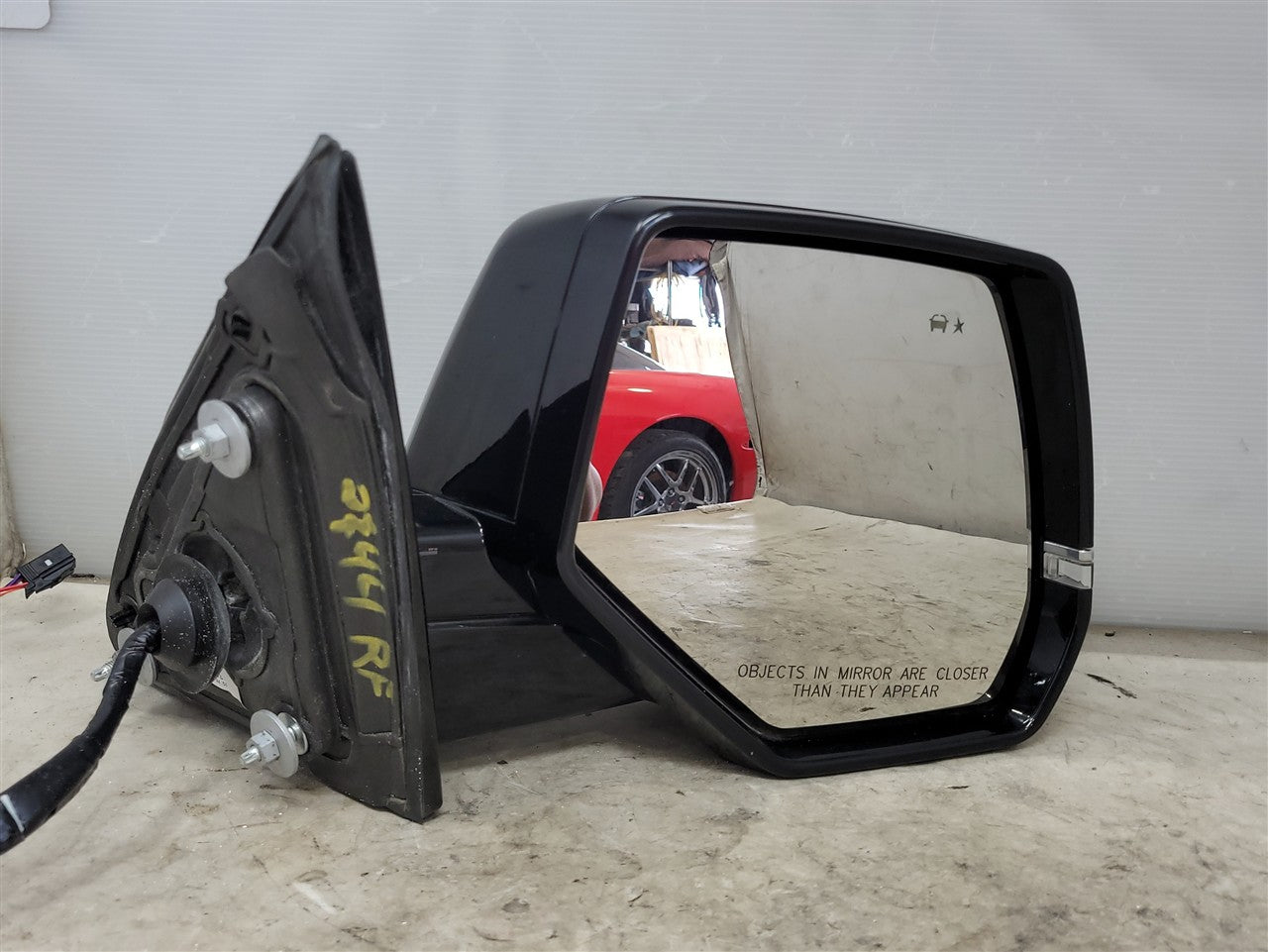 2020 ESCALAESV RH MIRROR BLACK GBA W/BLIND SPOT 32112 - image 1