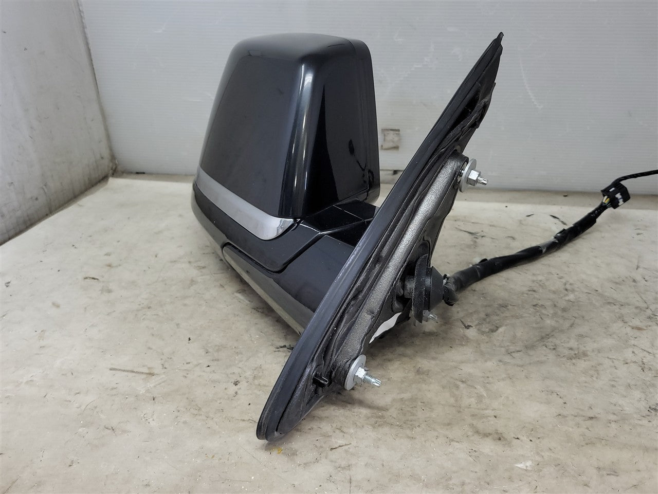 2020 ESCALAESV RH MIRROR BLACK GBA W/BLIND SPOT 32112 - image 12