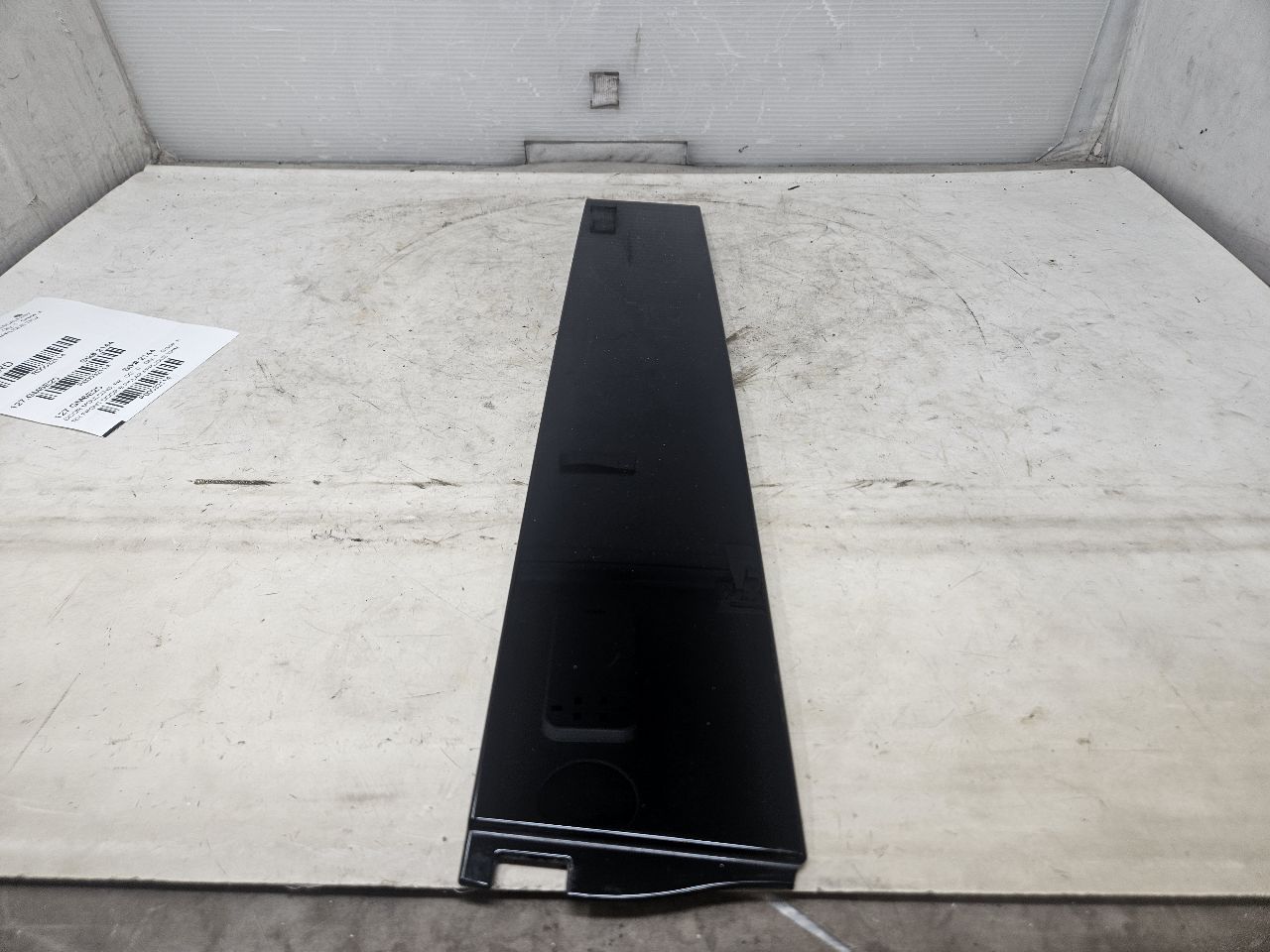 2020 ESCALAESV RH FRONT DOOR B PILLAR APPLIQUE TRIM 32114 - image 9