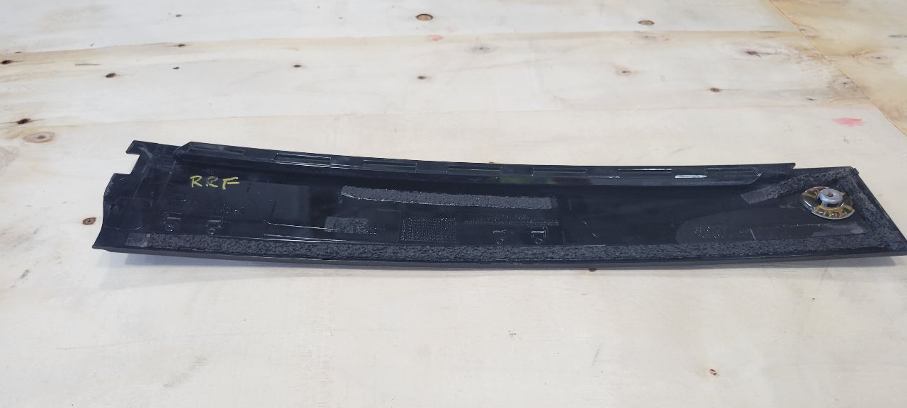 2020 ESCALAESV RH REAR DOOR APPLIQUE FORWARD TRIM 32118 - image 7