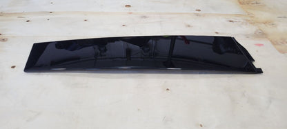 2020 ESCALAESV RH REAR DOOR REARWARD APPLIQUE TRIM 32119 - image 3
