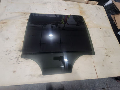 2020 ESCALAESV OEM RH REAR DOOR WINDOW GLASS 32121 - image 3