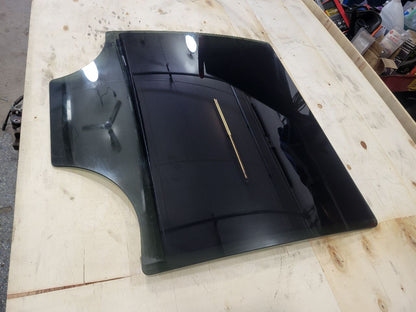 2020 ESCALAESV OEM RH REAR DOOR WINDOW GLASS 32121 - image 4