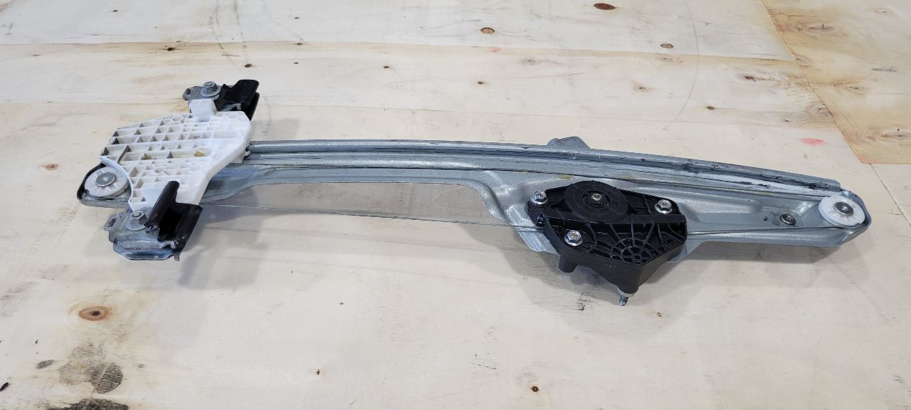 2020 ESCALAESV RH REAR WINDOW REGULATOR & MOTOR 32123 - image 12