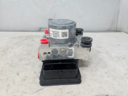 2020 ESCALAESV ABS BRAKE PUMP & MODULE 84609538 32135 - image 1