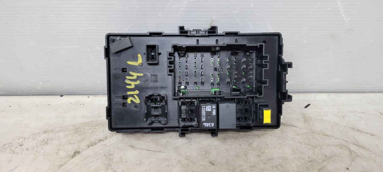 2020 ESCALAESV DASH CABIN FUSE BOX 84114432 32143 - image 10