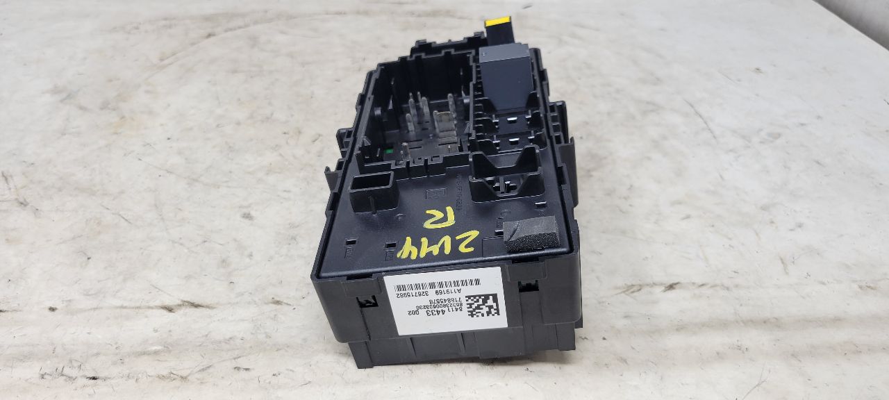 2020 ESCALAESV DASH CABIN FUSE BOX 84114433 32144 - image 9