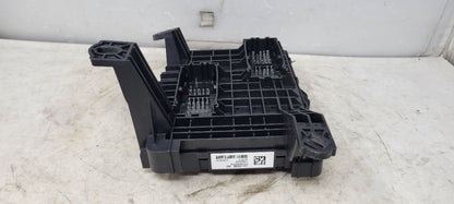 2020 ESCALAESV LH UNDER DASH FUSE BOX 84114438 32147 - image 7