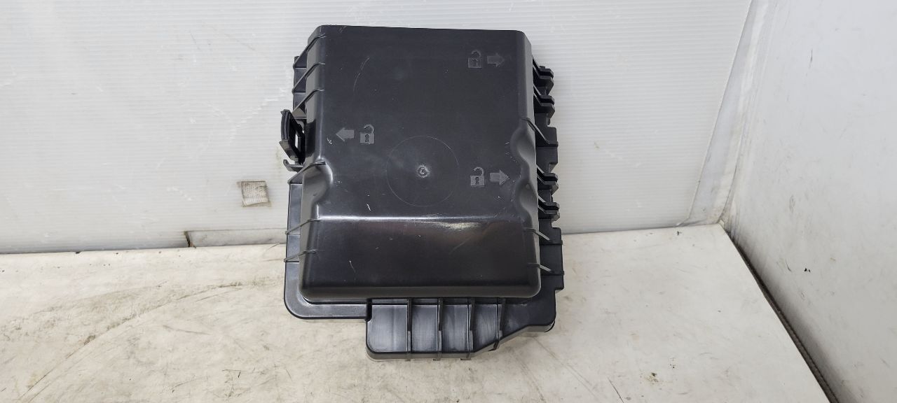 2020 ESCALAESV LH UNDER DASH FUSE BOX 84114438 32147 - image 11