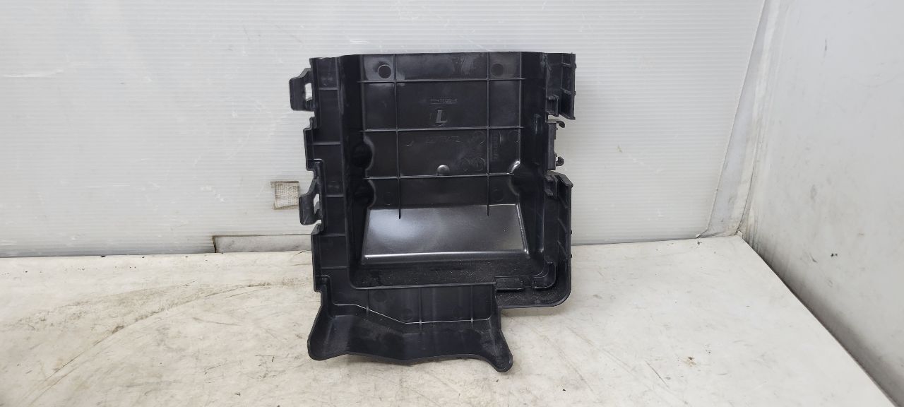 2020 ESCALAESV LH UNDER DASH FUSE BOX 84114438 32147 - image 12