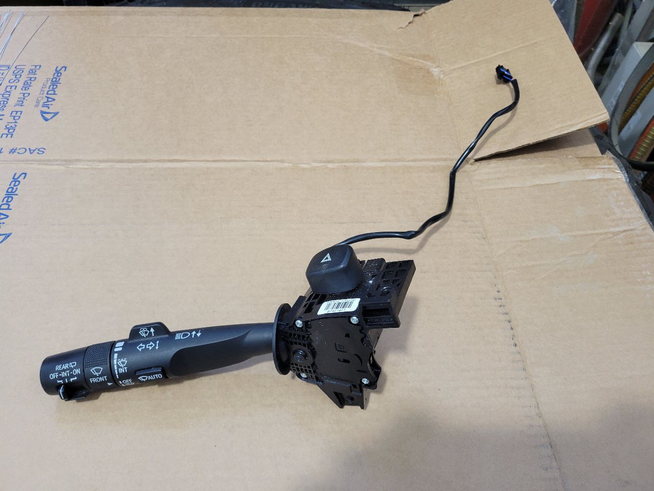 2020 ESCALAESV TURN SIGNAL & WIPER SWITCH STALK 32152 - image 1