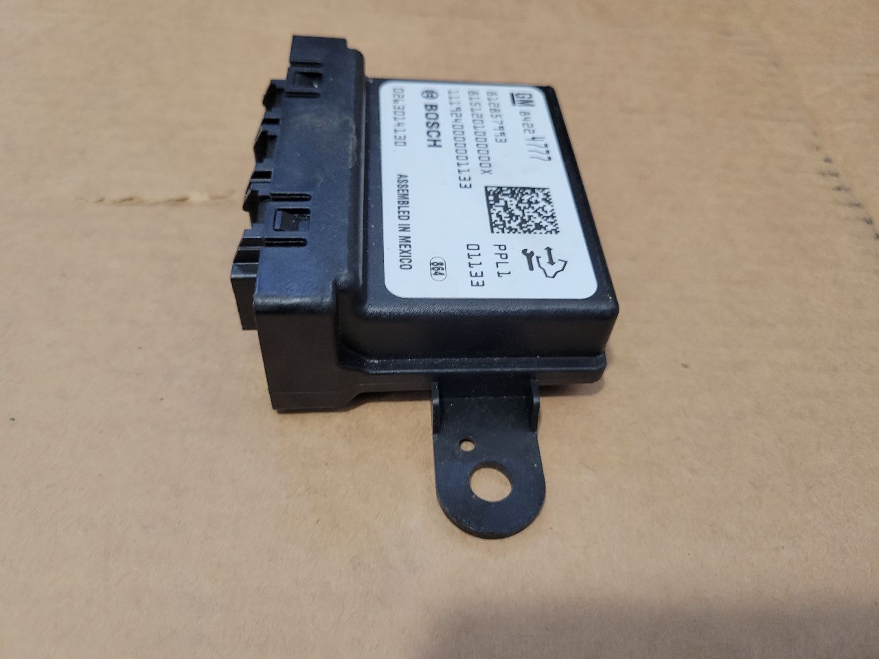 2020 ESCALAESV DRIVER PARK ASSIST MODULE 84224777 32155 - image 3