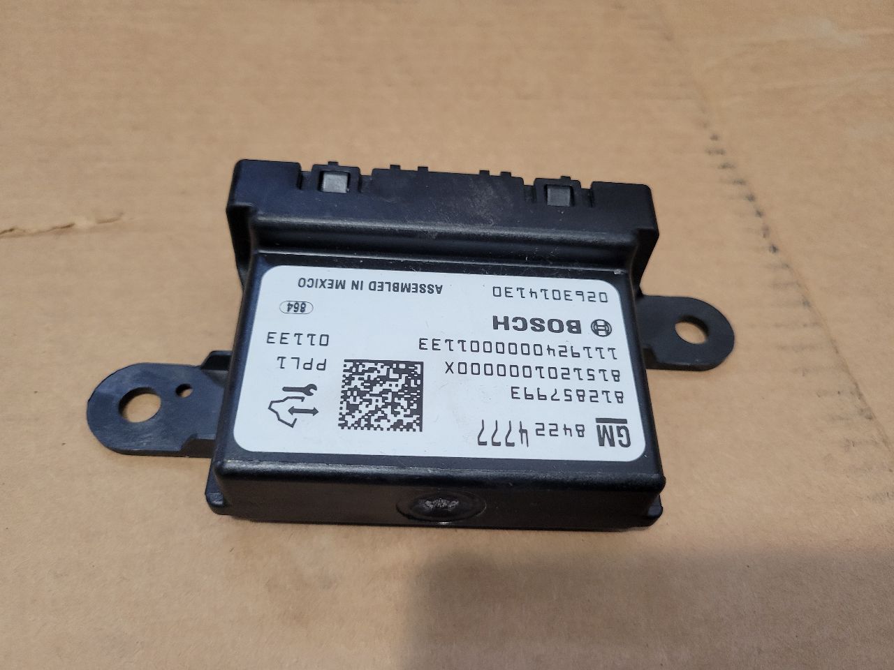 2020 ESCALAESV DRIVER PARK ASSIST MODULE 84224777 32155 - image 4