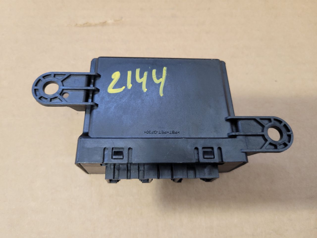 2020 ESCALAESV DRIVER PARK ASSIST MODULE 84224777 32155 - image 6