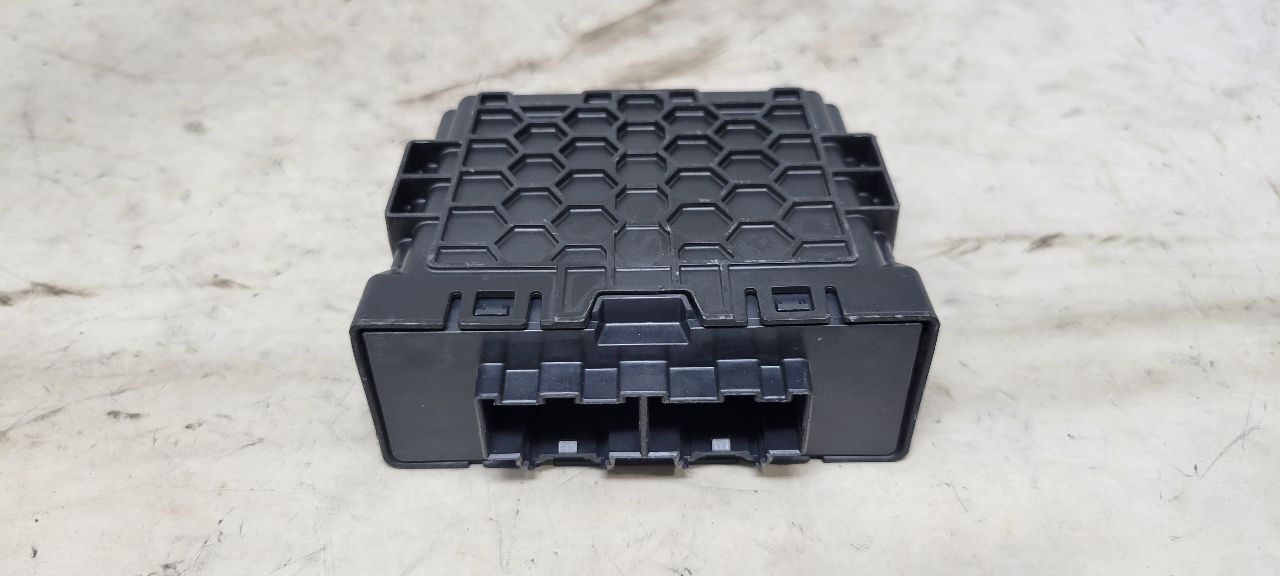 2020 ESCALAESV SERIAL DATA GATEWAY MODULE 13598291 32162 - image 7