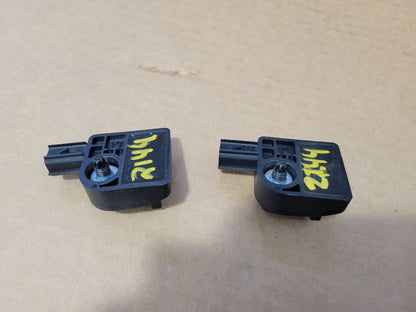 2020 ESCALAESV PAIR OF OEM CRASH SENSORS 26671010. 32168 - image 7