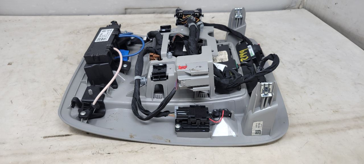 2020 ESCALAESV OVERHEAD CONSOLE WITH SUNROOF 32180 - image 10