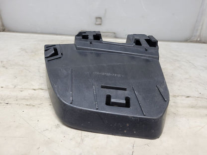 2020 ESCALAESV LH TAIL LIGHT BUMPER CLOSE OUT BRKT 32197 - image 2
