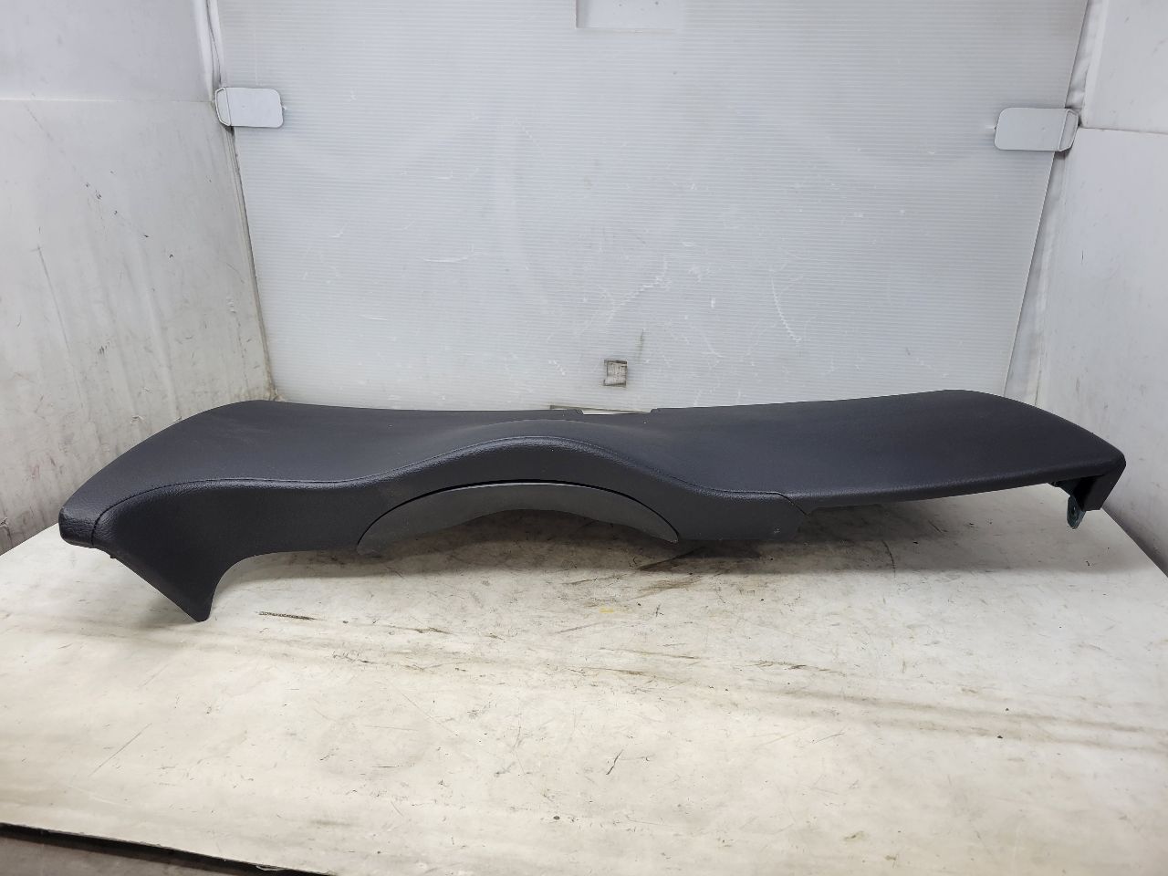 2020 ESCALAESV LH DRIVER KNEE BOLSTER BLACK 32201 - image 7