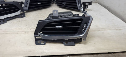 2020 ESCALAESV SET OF 4 DASH VENTS LH RH INNER OUTE 32207 - image 5