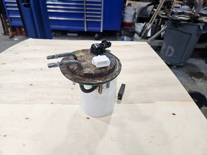IN TANK FUEL PUMP 63K MILES 32214 - image 5