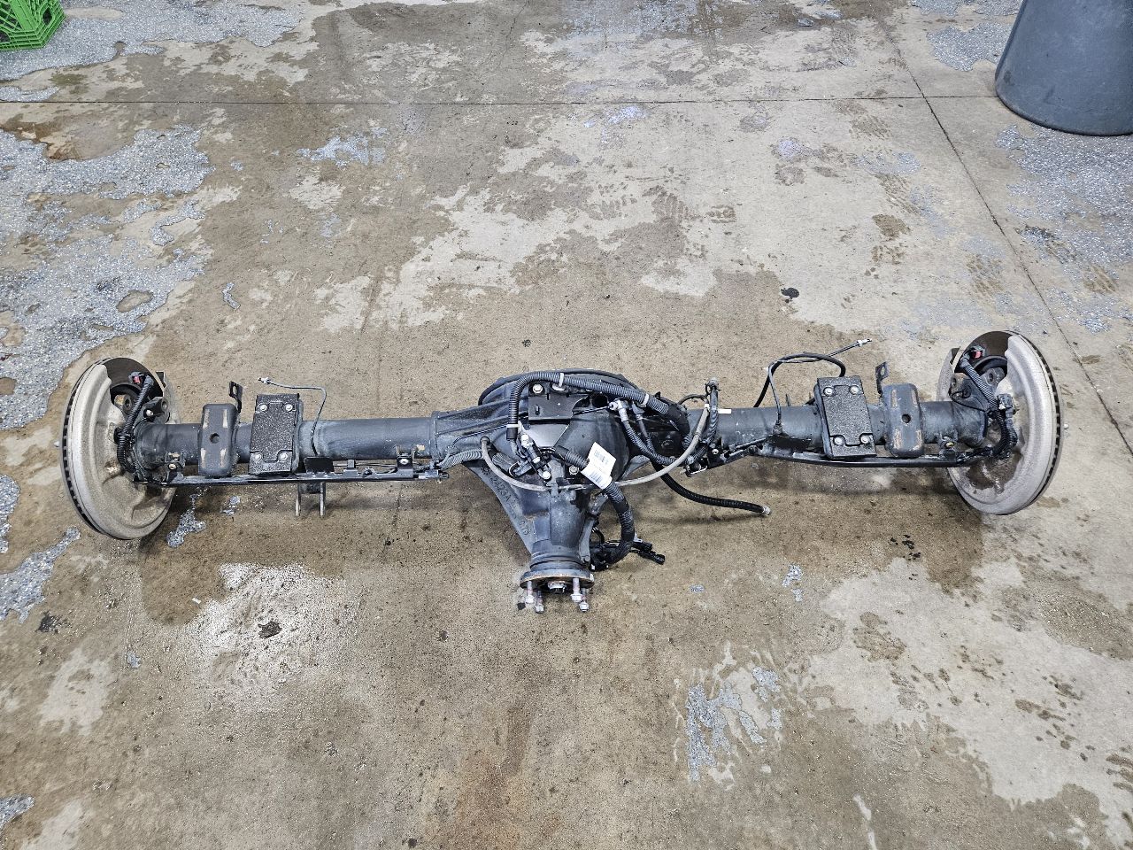 2024 SILVRDO15 ZR2 / AT4X ELECTRIC REAR AXLE 46K 32218 - image 1