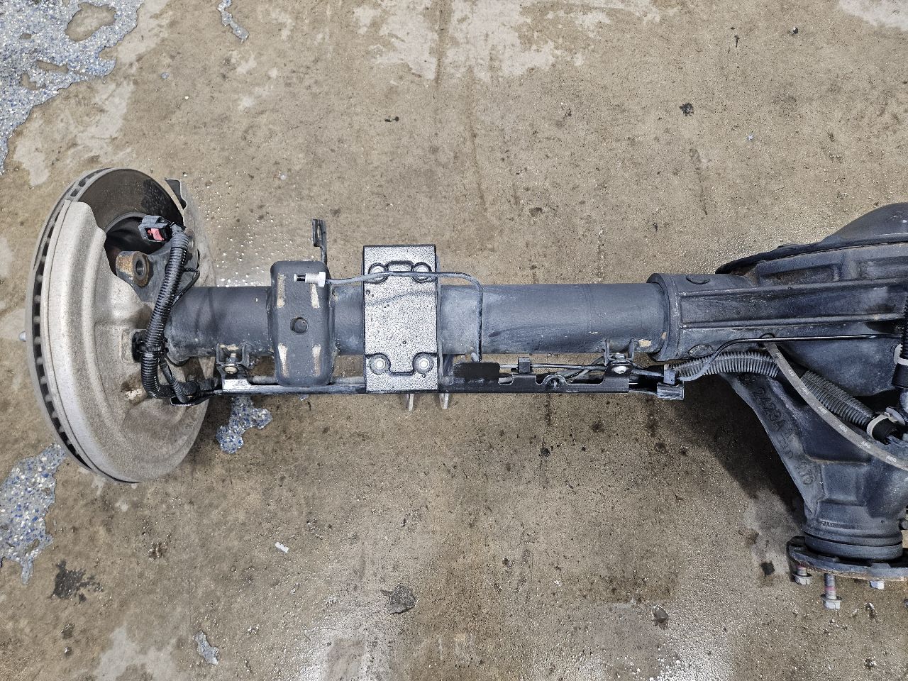 2024 SILVRDO15 ZR2 / AT4X ELECTRIC REAR AXLE 46K 32218 - image 11