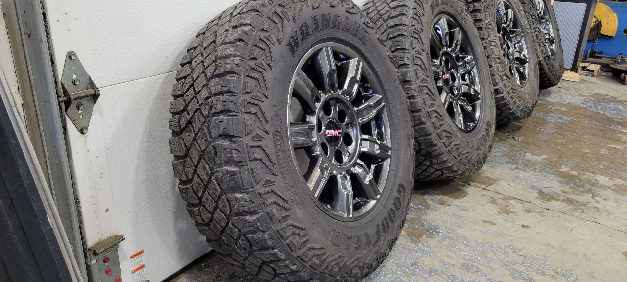 2024 SIERRA150 AT4X WHEELS 275/70R18 WRANGER TIRES 32219 - image 6