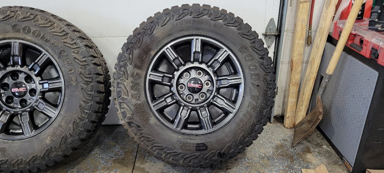 2024 SIERRA AT4X WHEELS 275/70R18 WRANGER TIRES 32219 - image 2