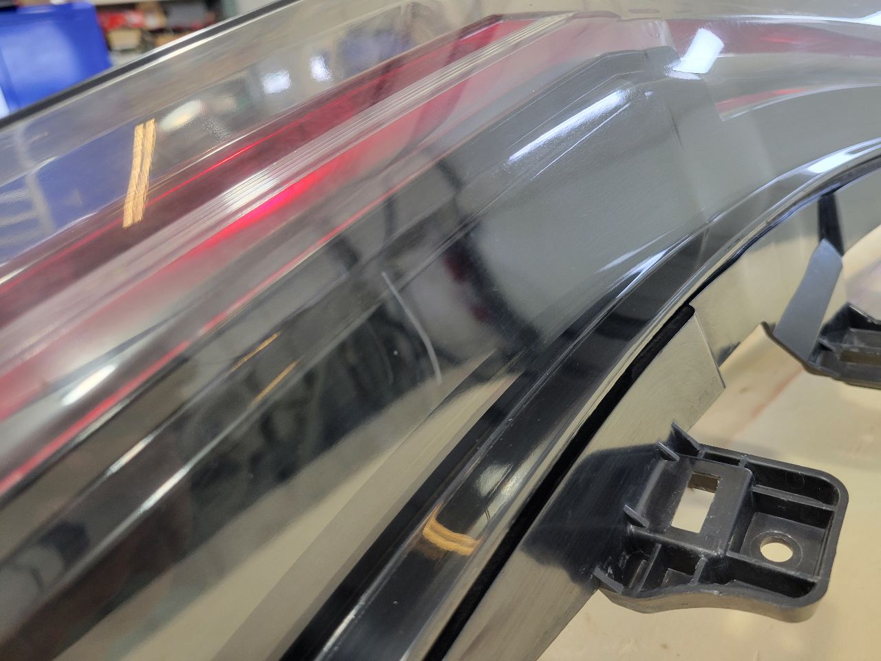 2020 ESCALAESV LH TAIL LIGHT TESTED ALL LEDS WORK 32221 - image 9