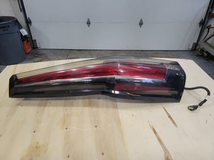 2020 ESCALAESV LH TAIL LIGHT TESTED ALL LEDS WORK 32221 - image 11