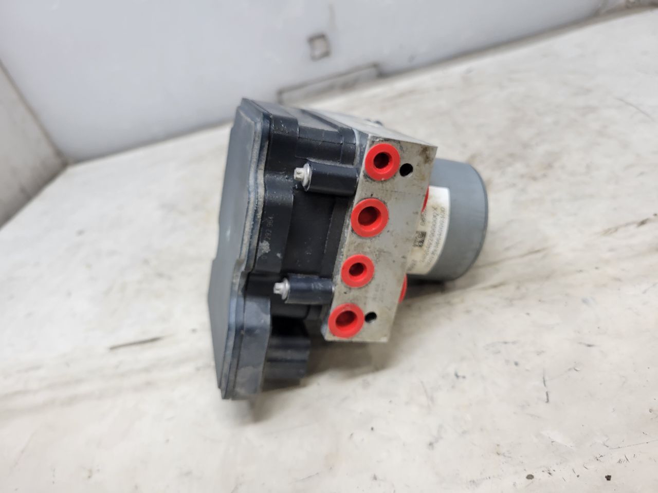 2021 CAMARO ABS BRAKE CONTROL MODULE & PUMP 10K 32222 - image 7
