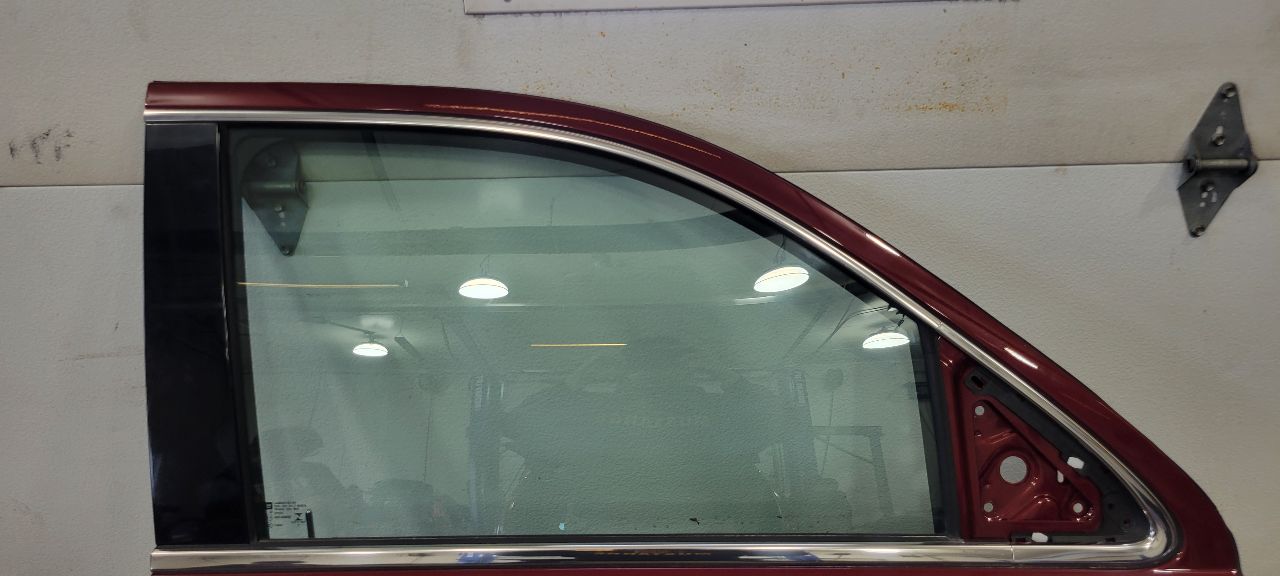 2019 ESCALADE RH FRONT DOOR ADDICTION RED G1E 32226 - image 5