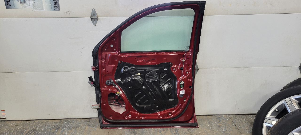 2019 ESCALADE RH FRONT DOOR ADDICTION RED G1E 32226 - image 9