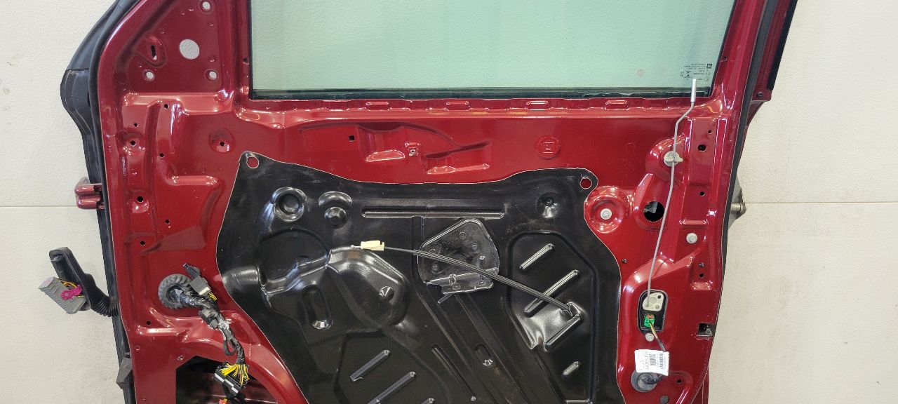 2019 ESCALADE RH FRONT DOOR ADDICTION RED G1E 32226 - image 13