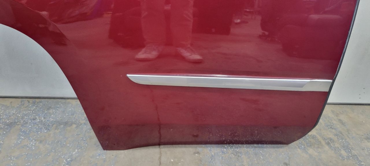 2019 ESCALADE RH REAR DOOR ADDICTION RED G1E 000 32228 - image 6
