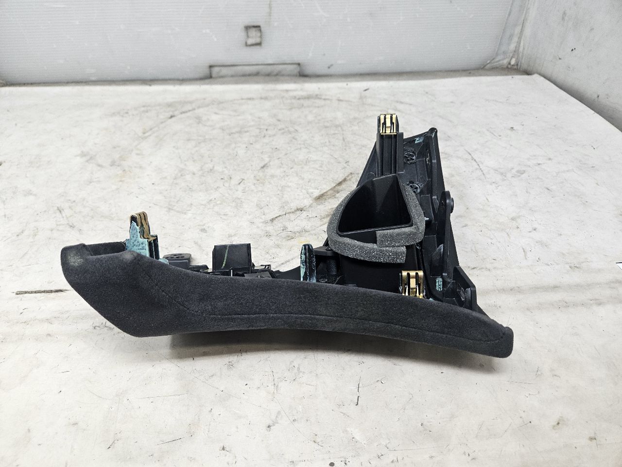 2019 ESCALADE HUD SWITCH & BLACK TRIM PANEL 32243 - image 11