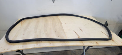 2019 ESCALADE FRONT RH DOOR WEATHERSTRIP 32248 - image 1