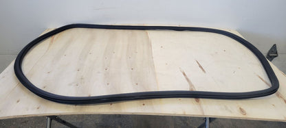 2019 ESCALADE FRONT RH DOOR WEATHERSTRIP 32248 - image 4