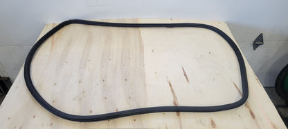 2019 ESCALADE FRONT RH DOOR WEATHERSTRIP 32248 - image 5