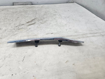 2019 ESCALADE INSERT W/SCREWS NICE CONDITION 32264 - image 6
