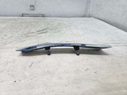 2019 ESCALADE INSERT W/SCREWS NICE CONDITION 32266 - image 3