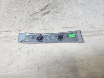 2019 ESCALADE INSERT W/SCREWS NICE CONDITION 32266 - image 6