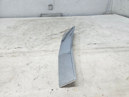 2019 ESCALADE INSERT W/SCREWS NICE CONDITION 32268 - image 3