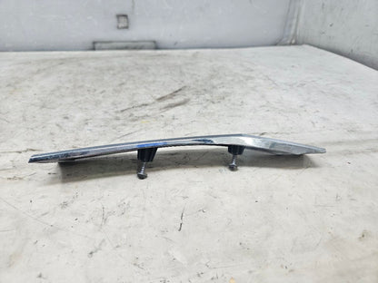 2019 ESCALADE INSERT W/SCREWS NICE CONDITION 32270 - image 5
