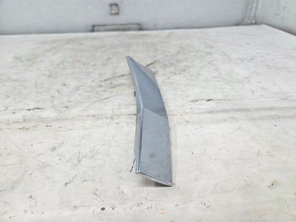 2019 ESCALADE INSERT W/SCREWS NICE CONDITION 32270 - image 3
