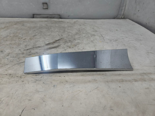 2019 ESCALADE INSERT W/SCREWS NICE CONDITION 32273 - image 1