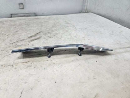 2019 ESCALADE INSERT W/SCREWS NICE CONDITION 32273 - image 6