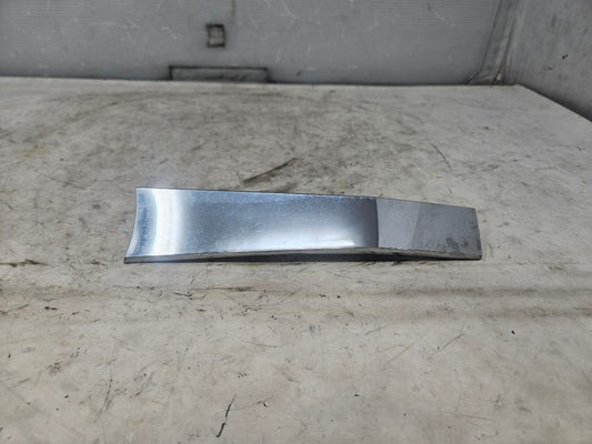 2019 ESCALADE INSERT W/SCREWS NICE CONDITION 32277 - image 1